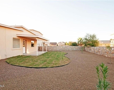 304 Jim Hofher Place - Photo Thumbnail 18