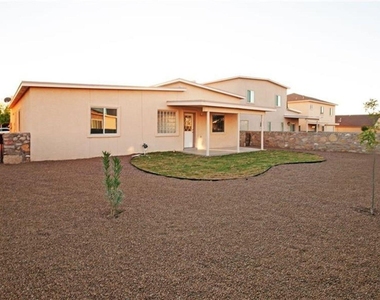 304 Jim Hofher Place - Photo Thumbnail 17