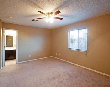 304 Jim Hofher Place - Photo Thumbnail 10