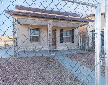 3816 Findley Avenue - Photo Thumbnail 1