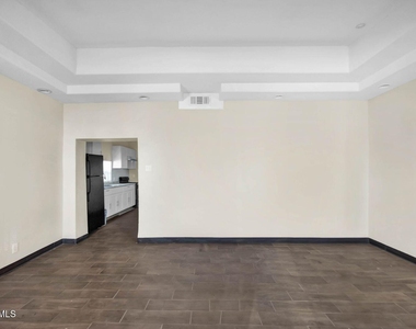 3816 Findley Avenue - Photo Thumbnail 4