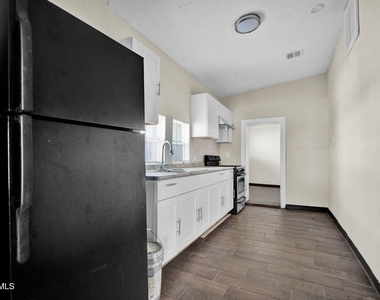 3816 Findley Avenue - Photo Thumbnail 10