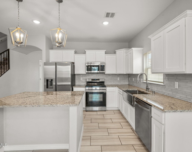 14760-a Sam Garcia Avenue - Photo Thumbnail 11