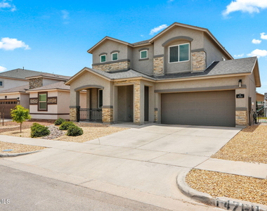 14760-a Sam Garcia Avenue - Photo Thumbnail 2
