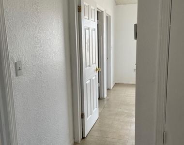 7214 Dale Road - Photo Thumbnail 17