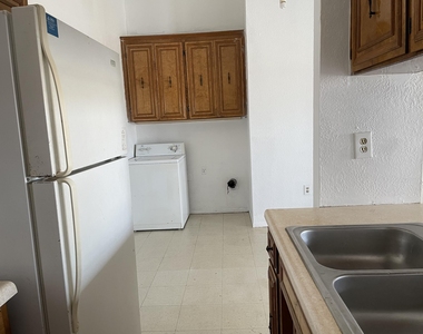 7214 Dale Road - Photo Thumbnail 13