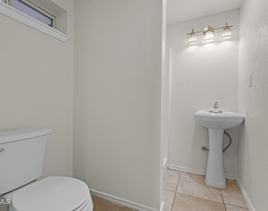 209 N Seville Drive - Photo Thumbnail 13