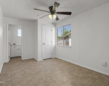 209 N Seville Drive - Photo Thumbnail 3
