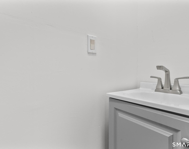 37 Johnson Street - Photo Thumbnail 11