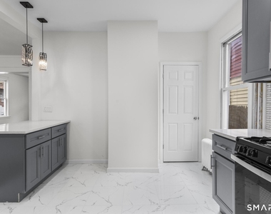 37 Johnson Street - Photo Thumbnail 18