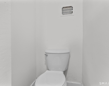 37 Johnson Street - Photo Thumbnail 12