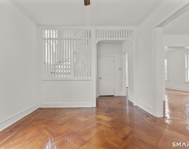 37 Johnson Street - Photo Thumbnail 3