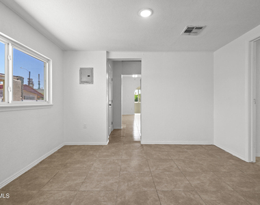 209 N Seville - Photo Thumbnail 17