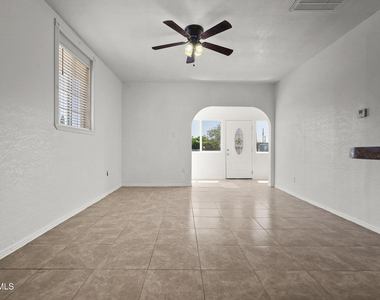 209 N Seville - Photo Thumbnail 11