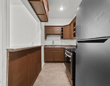 209 N Seville - Photo Thumbnail 13