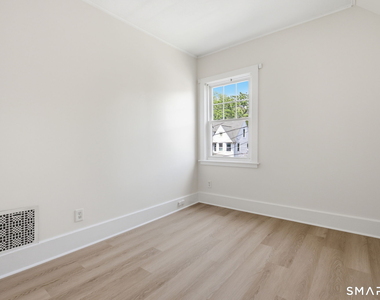 84 Sherwood Place - Photo Thumbnail 17