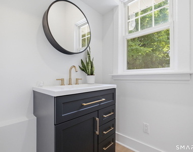 84 Sherwood Place - Photo Thumbnail 13
