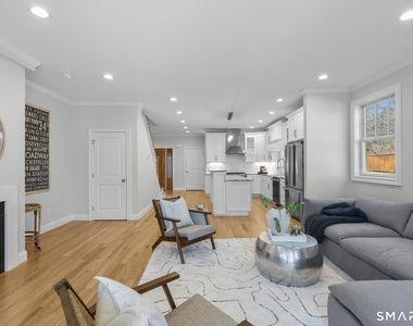 2455 Boston Post Road - Photo Thumbnail 5