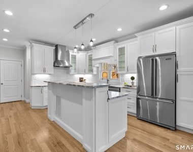 2455 Boston Post Road - Photo Thumbnail 3