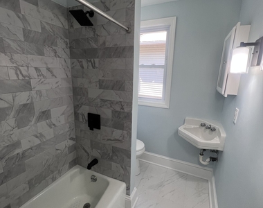 335 Ridgefield Avenue - Photo Thumbnail 13