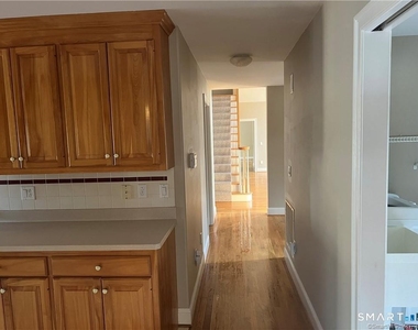 6 Kingsley Drive - Photo Thumbnail 15