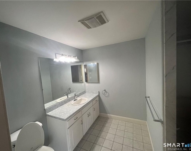 6 Kingsley Drive - Photo Thumbnail 18