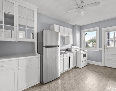 38 Beacon Street - Photo Thumbnail 1