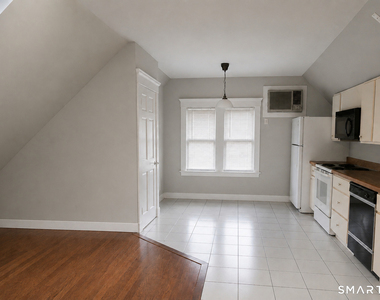 122 Atwater Street - Photo Thumbnail 2