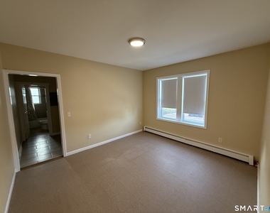 1333 East Main Street - Photo Thumbnail 6