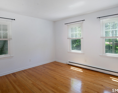 172 East Avenue - Photo Thumbnail 8