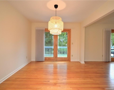 35 Homestead Road - Photo Thumbnail 6