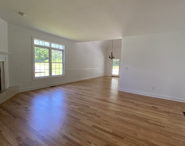 13 Rowland Farm Road - Photo Thumbnail 6