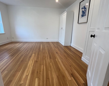833 Summer Street - Photo Thumbnail 14