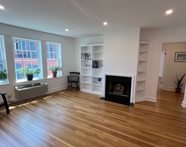 833 Summer Street - Photo Thumbnail 6