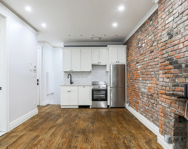 43 Columbia Place - Photo Thumbnail 2