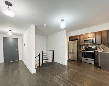 1114 Halsey Street - Photo Thumbnail 4