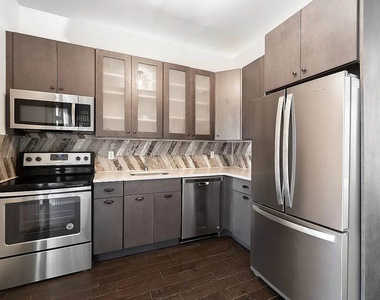 1114 Halsey Street - Photo Thumbnail 6