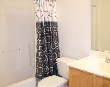 1305 Michael Drive - Photo Thumbnail 20