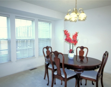 1305 Michael Drive - Photo Thumbnail 6
