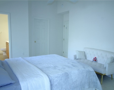 1305 Michael Drive - Photo Thumbnail 13