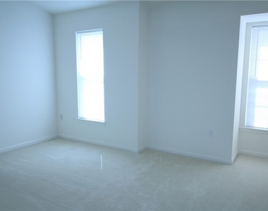 1305 Michael Drive - Photo Thumbnail 18