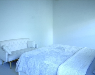 1305 Michael Drive - Photo Thumbnail 14