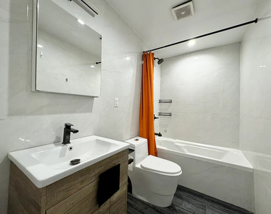 225 Halsey Street - Photo Thumbnail 10