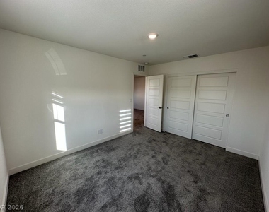 3645 Portici Lane - Photo Thumbnail 20