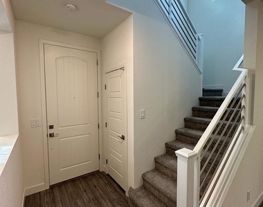 3645 Portici Lane - Photo Thumbnail 2
