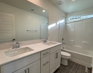 3645 Portici Lane - Photo Thumbnail 23