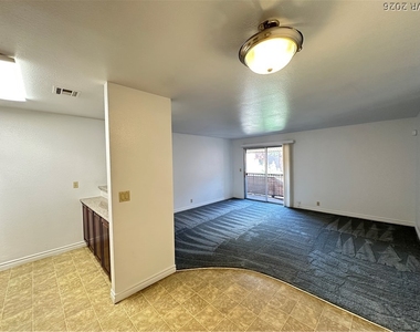 4340 Sandy River Drive - Photo Thumbnail 2