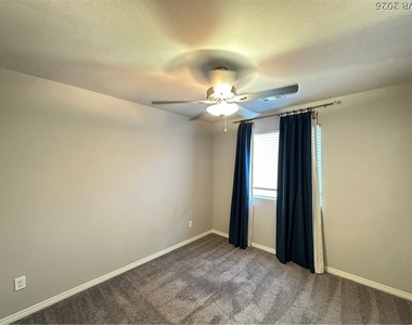 5370 White Butterfly Street - Photo Thumbnail 15