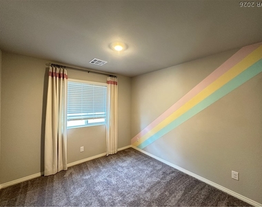 5370 White Butterfly Street - Photo Thumbnail 18