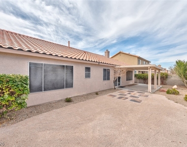 8880 Wallaby Lane - Photo Thumbnail 2